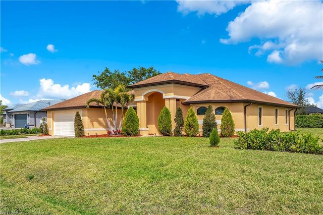1627 SW 14th ST, Cape Coral, FL 33991