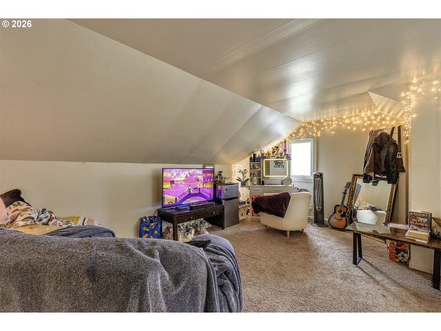 1701 ASH St, Forest Grove, OR 97116