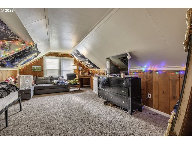 1701 ASH St, Forest Grove, OR 97116