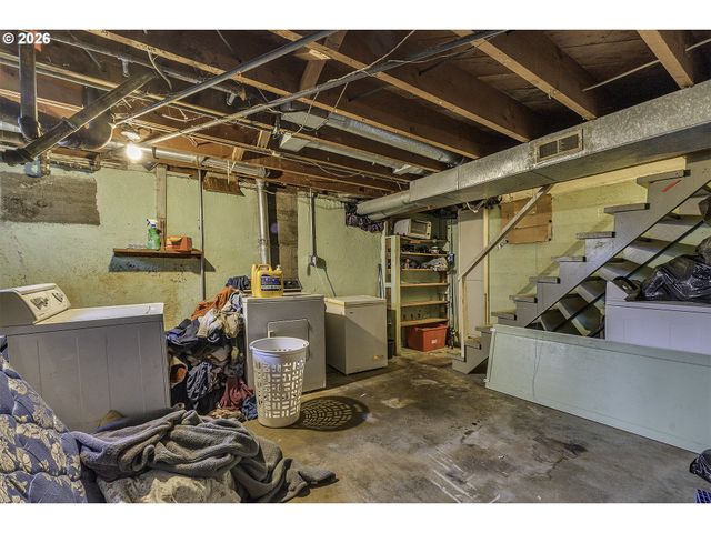 1701 ASH St, Forest Grove, OR 97116