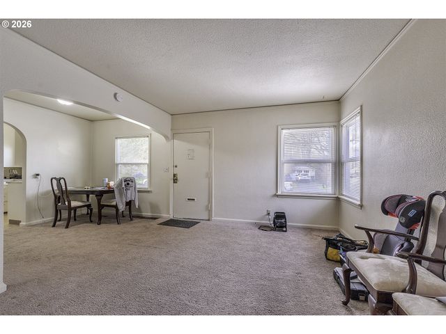 1701 ASH St, Forest Grove, OR 97116