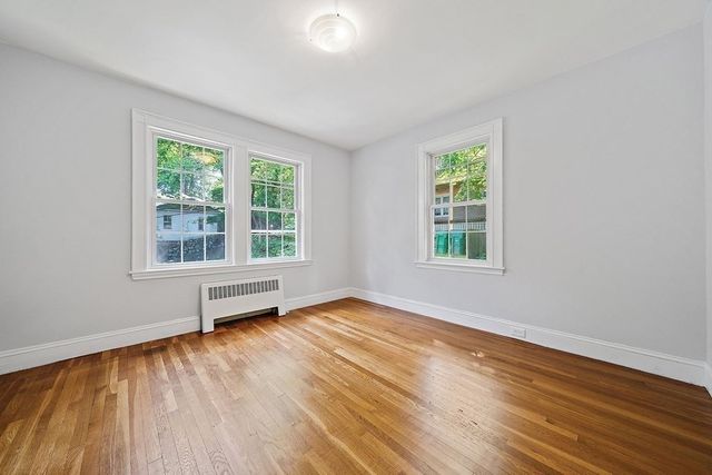 54 Crosby Rd 2, Newton, MA 02467