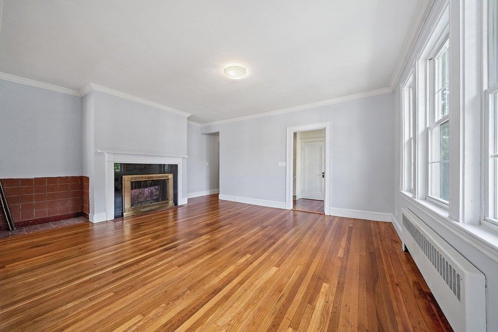 54 Crosby Rd 2, Newton, MA 02467