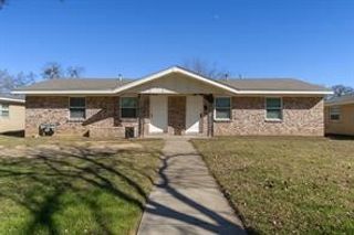 2509 Normont Circle, Fort Worth, TX 76103