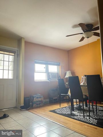 2702 S DARIEN ST, Philadelphia, PA 19148