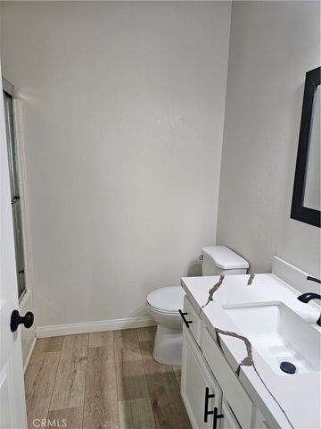 4206 Vahan Court, Lancaster, CA 93536