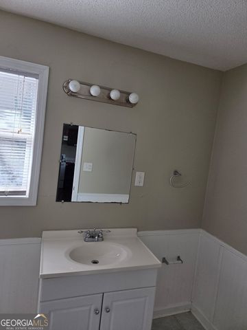 120 S Pine Street, Toccoa, GA 30577