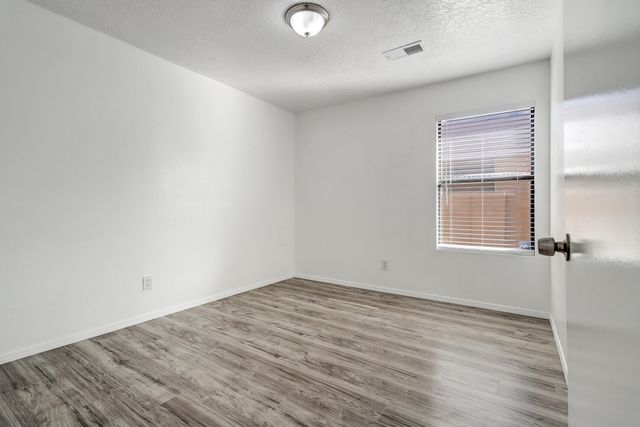 7728 Santa Rosalia Street NW, Albuquerque, NM 87120