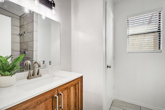 7728 Santa Rosalia Street NW, Albuquerque, NM 87120