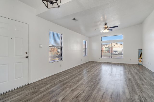 7728 Santa Rosalia Street NW, Albuquerque, NM 87120