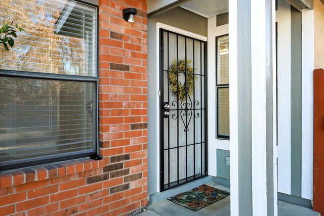 7728 Santa Rosalia Street NW, Albuquerque, NM 87120