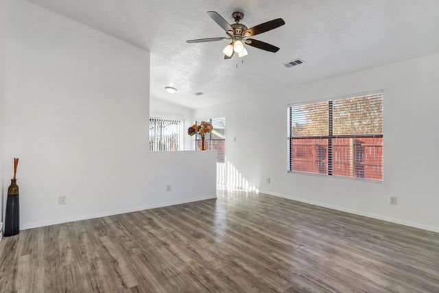 7728 Santa Rosalia Street NW, Albuquerque, NM 87120