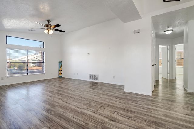 7728 Santa Rosalia Street NW, Albuquerque, NM 87120