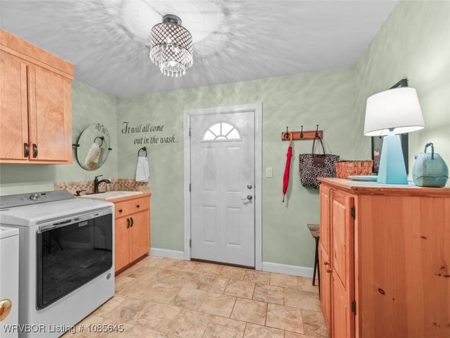 24727 Wolf Mountain Road, Wister, OK 74966