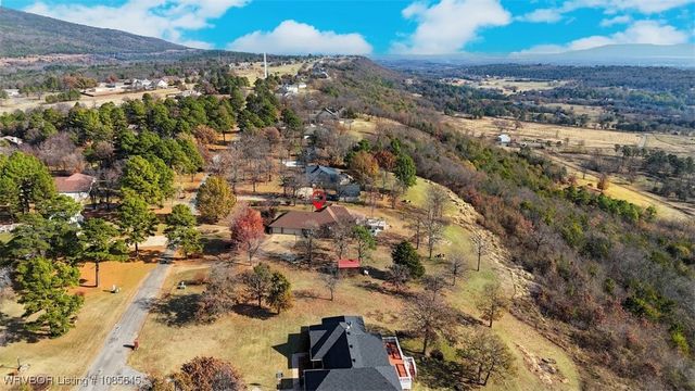 24727 Wolf Mountain Road, Wister, OK 74966