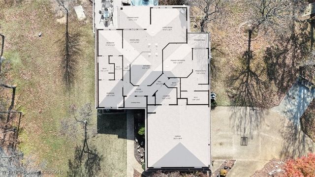 24727 Wolf Mountain Road, Wister, OK 74966