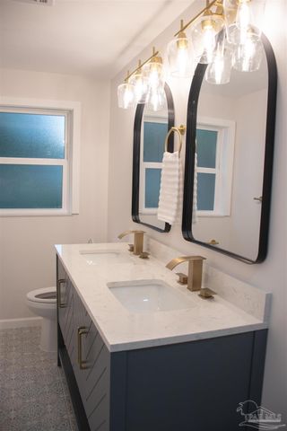 105 Monarch Ln, Pensacola, FL 32503