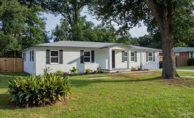 105 Monarch Ln, Pensacola, FL 32503