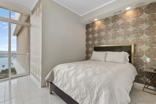 1820 Avenida Del Mundo 1605, Coronado, CA 92118