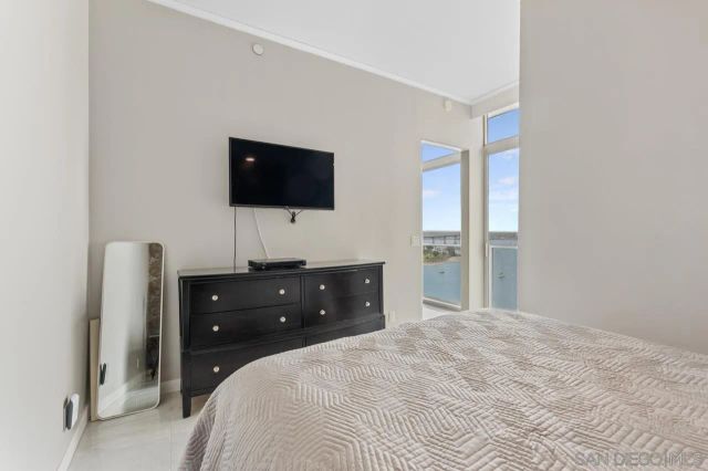 1820 Avenida Del Mundo 1605, Coronado, CA 92118