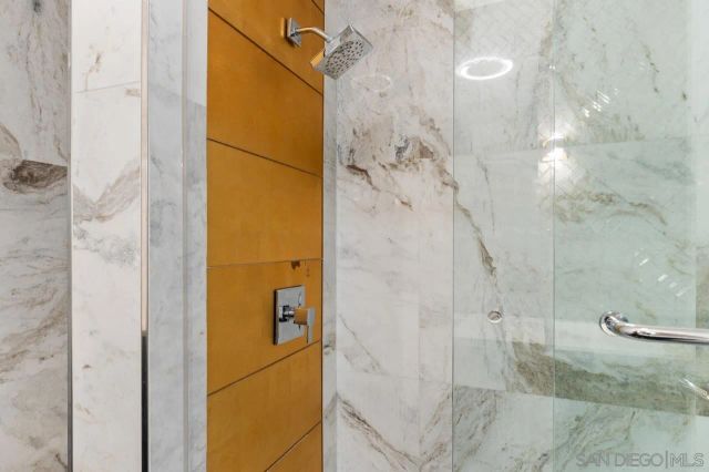 1820 Avenida Del Mundo 1605, Coronado, CA 92118