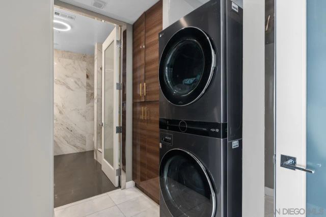 1820 Avenida Del Mundo 1605, Coronado, CA 92118