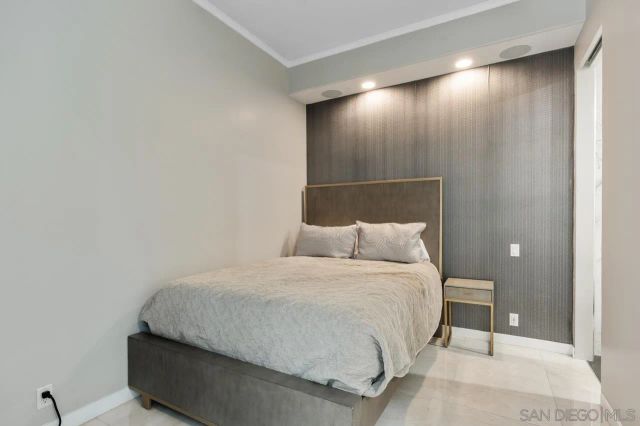 1820 Avenida Del Mundo 1605, Coronado, CA 92118