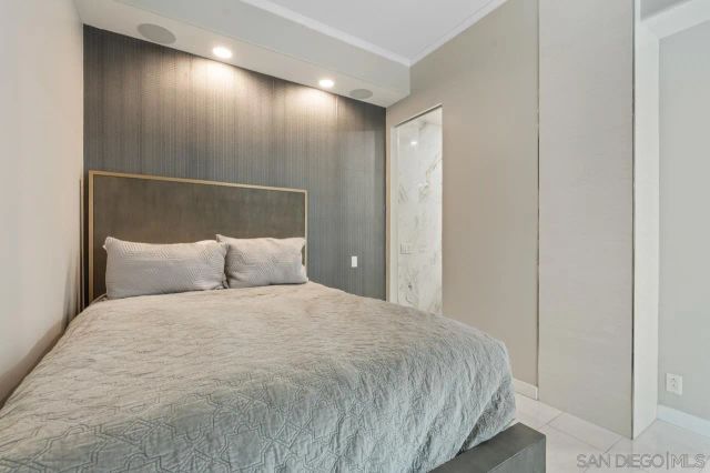 1820 Avenida Del Mundo 1605, Coronado, CA 92118