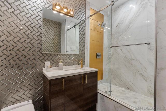 1820 Avenida Del Mundo 1605, Coronado, CA 92118
