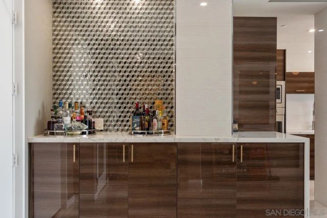 1820 Avenida Del Mundo 1605, Coronado, CA 92118