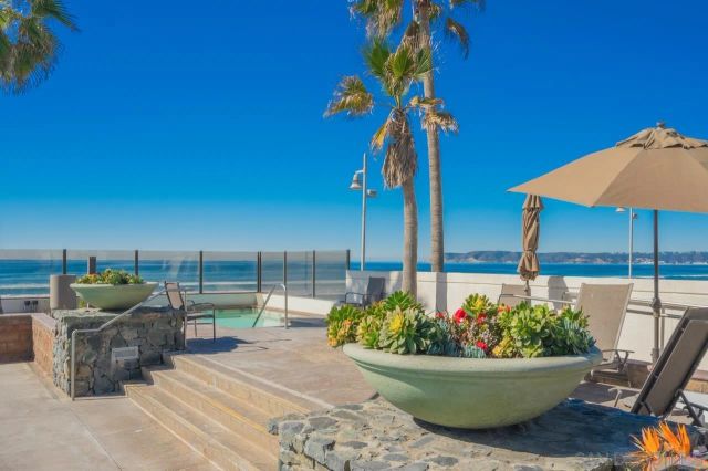 1820 Avenida Del Mundo 1605, Coronado, CA 92118