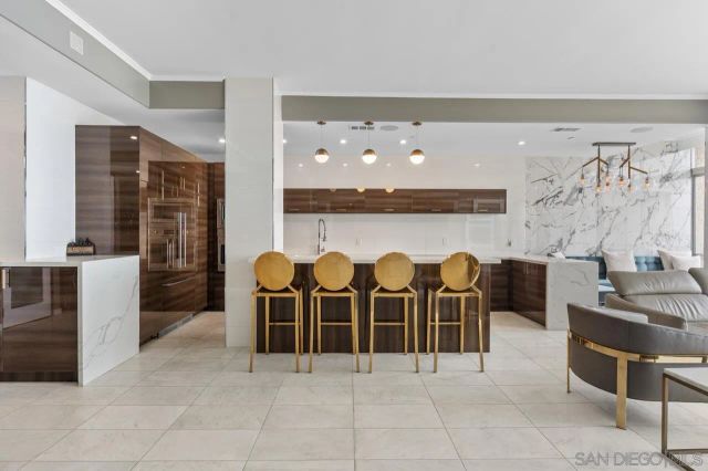 1820 Avenida Del Mundo 1605, Coronado, CA 92118
