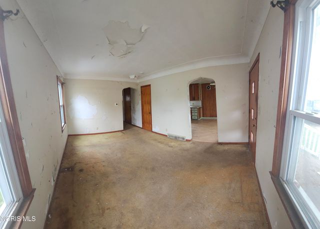 1811 Giant Street, Toledo, OH 43613