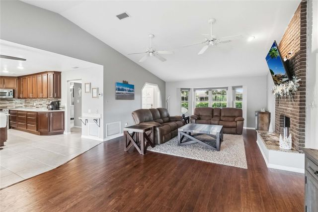 5367 CROOKED OAK CIRCLE, St Cloud, FL 34771