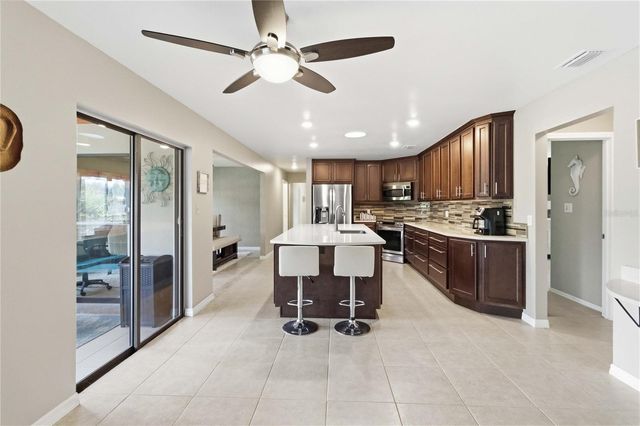 5367 CROOKED OAK CIRCLE, St Cloud, FL 34771
