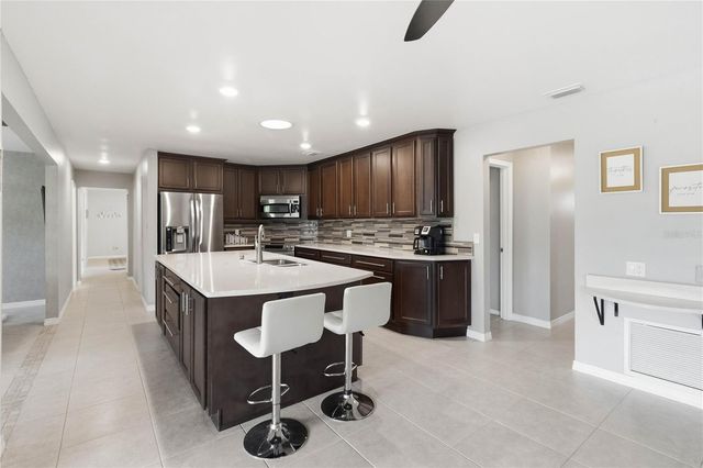 5367 CROOKED OAK CIRCLE, St Cloud, FL 34771