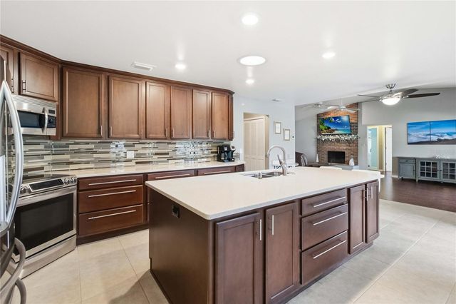 5367 CROOKED OAK CIRCLE, St Cloud, FL 34771
