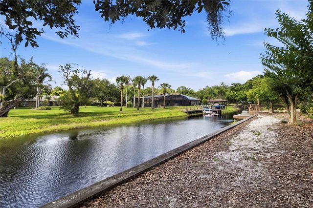 5367 CROOKED OAK CIRCLE, St Cloud, FL 34771