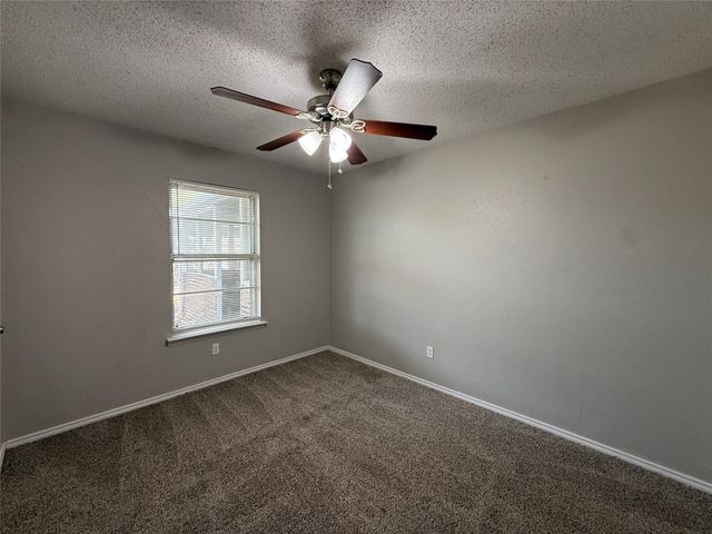1407 La Fonda Drive, Seagoville, TX 75159