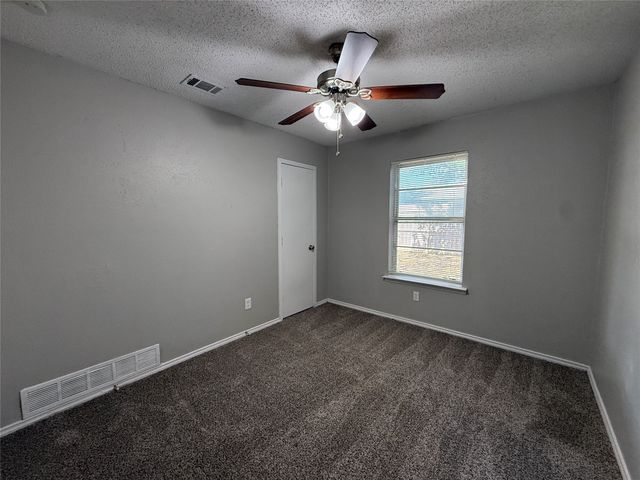 1407 La Fonda Drive, Seagoville, TX 75159