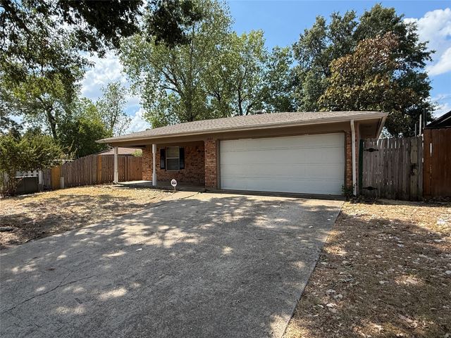 1407 La Fonda Drive, Seagoville, TX 75159