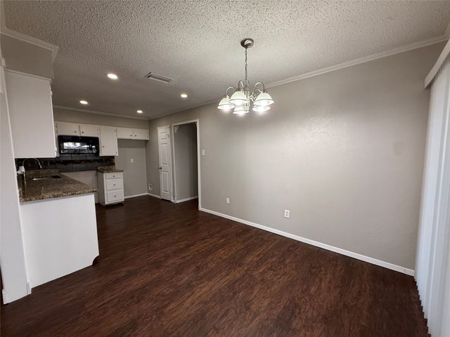 1407 La Fonda Drive, Seagoville, TX 75159