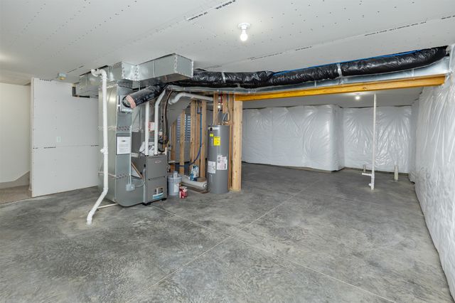 814 E Edison Avenue, Des Moines, IA 50315