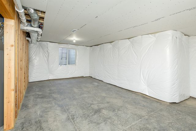 814 E Edison Avenue, Des Moines, IA 50315