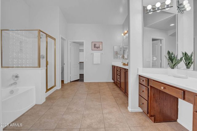 8862 W IRMA Lane, Peoria, AZ 85382