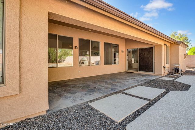8862 W IRMA Lane, Peoria, AZ 85382