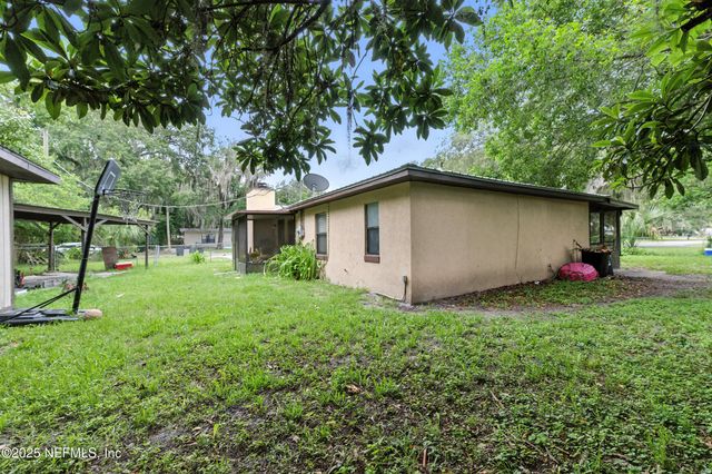 1400 ROSELLE Avenue, Palatka, FL 32177