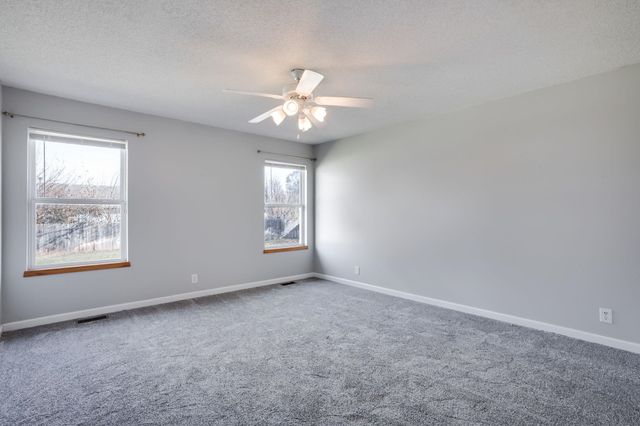 4410 S Saint Paul Cir, Wichita, KS 67217