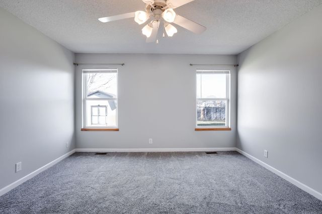 4410 S Saint Paul Cir, Wichita, KS 67217