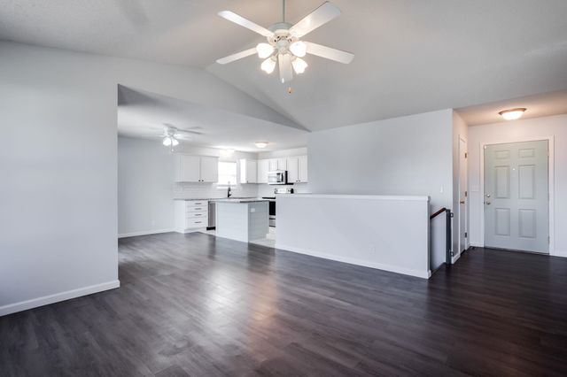 4410 S Saint Paul Cir, Wichita, KS 67217